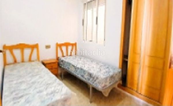 Foto e23b397f-40d2-4014-a3d2-bb1c69a9091a. Pis amb piscina a Montesinos (Los)