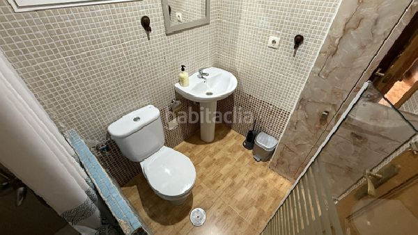 Foto b153b7f0-62bd-456b-9c3a-002d39f90599. Pis a San Miguel de Salinas