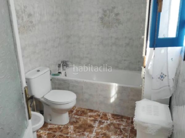 Foto ecd9fd16-e2ff-4ed9-a7dc-90f5d0aafb88. Casa aparellada a Rojales