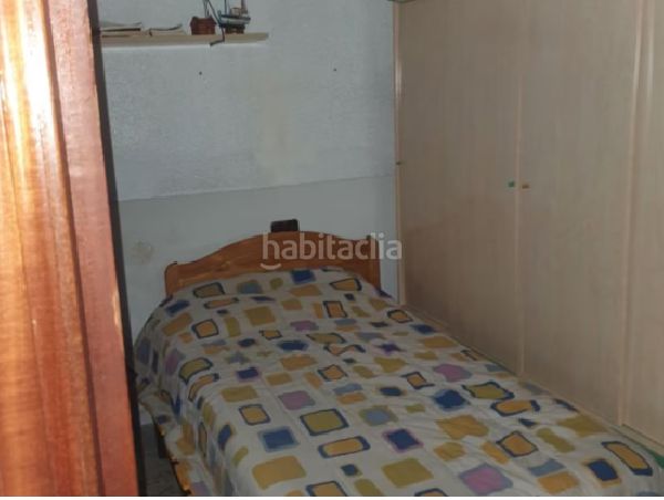 Foto e4848343-88c7-4eb4-952b-ee98cbb5f6dd. Casa aparellada a Zeneta Murcia