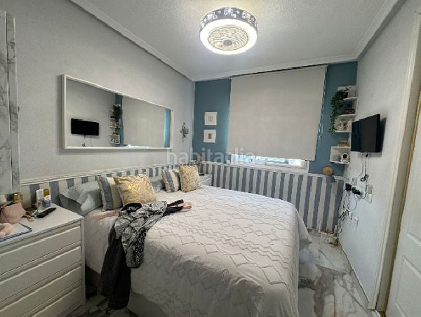 Foto af08c77b-103a-4dfd-bbd1-181d0a6a4402. Xalet amb piscina a La Marina Elche / Elx