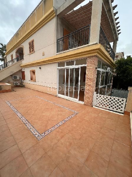 Foto cdac0da8-f84c-414e-a308-7dfd60a5f4a0. Casa aparellada a Almoradí