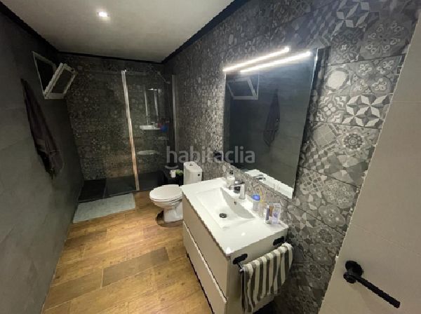 Foto c5aa0e69-e2c1-4b71-a00e-23883a37e092. Casa aparellada a Catral