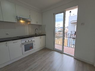 Appartement à Las Fuentes-Los Cipreses. !cdatapiso de 90m totalmente reformado  3 hab, 2 balcones y tras