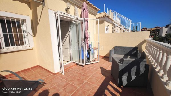 Foto 34c65ff5-ae63-41c3-9c39-65b269e09786. Dúplex !cdatadúplex de 2 hab en lomas de cabo roig solárium con vistas, jardín, piscina y parking en Orihuela