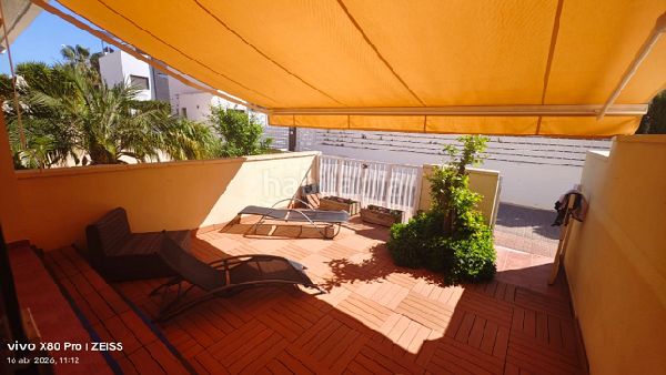 Foto 7bad8ff0-c19b-4771-8552-de565248b1f5. Dúplex !cdatadúplex de 2 hab en lomas de cabo roig solárium con vistas, jardín, piscina y parking en Orihuela