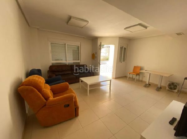 Foto db50520d-f0b6-4cdb-a086-f284d3da2705. Planta baixa amb aparcament a Redován
