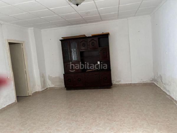 Foto 5579bc7c-101b-4c3f-add2-12b55b6d77e6. Casa aparellada a Cox