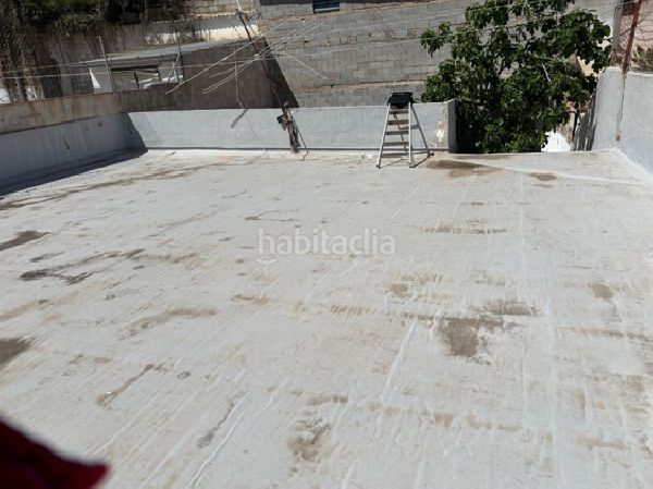 Foto 918bc680-1e38-4a06-a3d6-7853131d4879. Casa aparellada a Cox