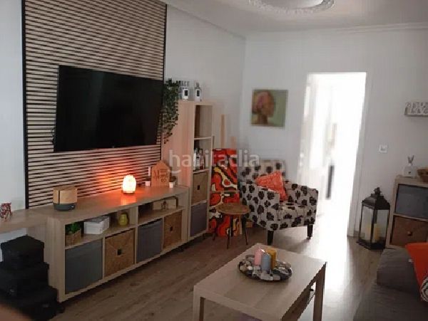 Foto ac0e7906-0349-4343-a203-8f8d0657bb5b. Planta baixa a Jacarilla