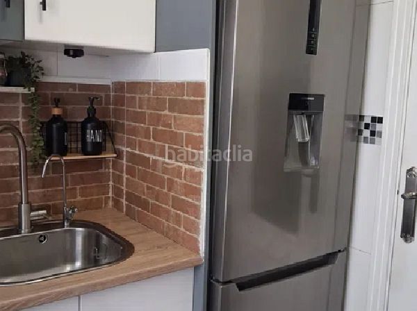 Foto db6337cf-7c06-4b68-9206-518e43ccf9ef. Planta baixa a Jacarilla