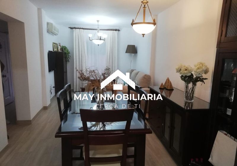 Foto 496a4be9-cbaf-49a9-88e8-a31f6ed6e872. Casa adossada a Puebla del Río (La)