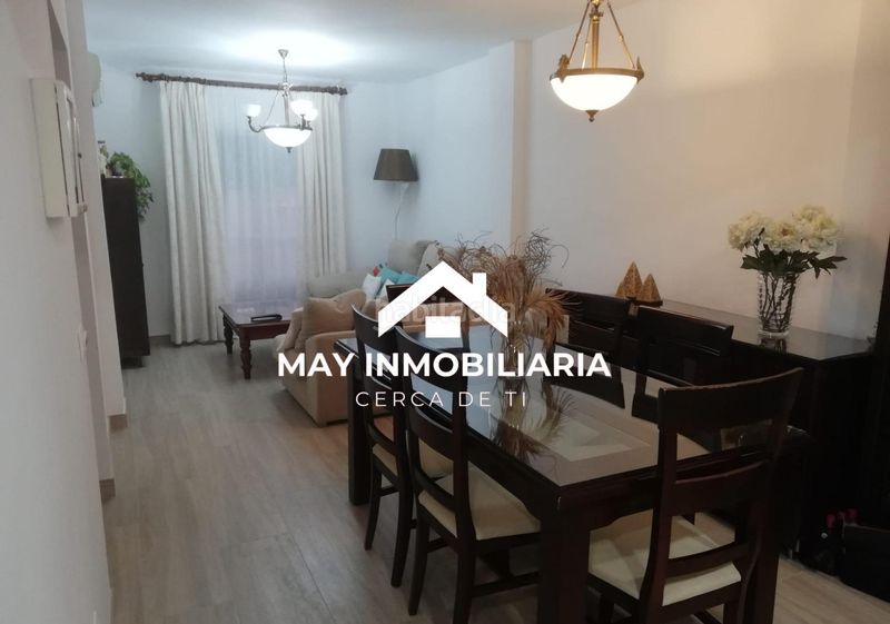 Foto d1b7fc0f-f7f4-4afd-915f-39fa47b36222. Casa adossada a Puebla del Río (La)