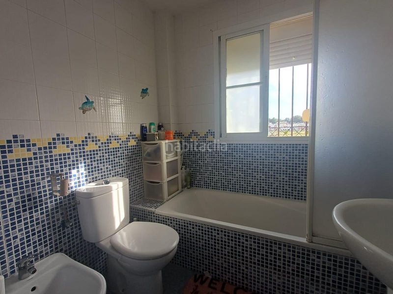 Foto 48467725-b1f6-4a85-a2fe-82004934e4e0. Casa adossada a Coria del Río