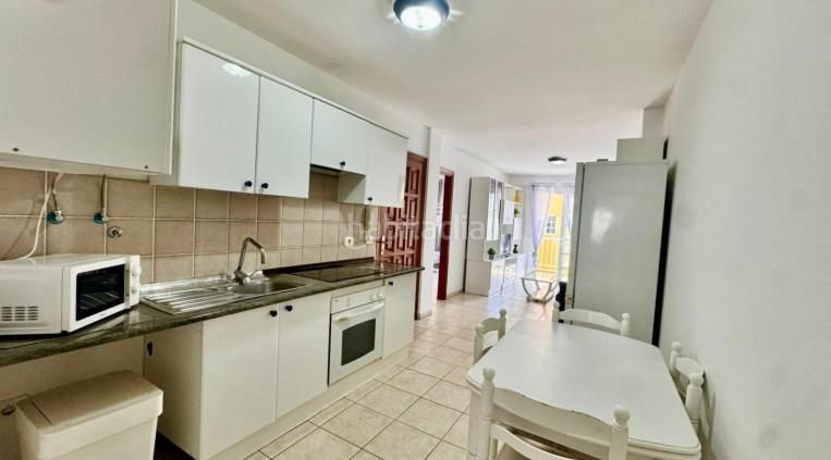 Foto d7bf1057-1de8-4261-a595-00f46c7f86dd. Pis amb aparcament a Playa de San Juan Guía de Isora