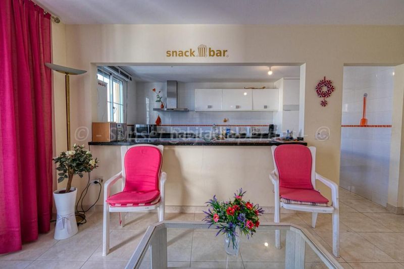 Foto e1b0279e-fc35-41b2-9d47-3f3e8f740b56. Pis amb aparcament a Playa de San Juan Guía de Isora