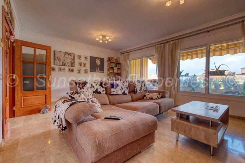 Foto 4a5eba53-73a2-4f6a-94c8-4cf28cfbceb5. Flat with parking in Puerto de Santiago Santiago del Teide