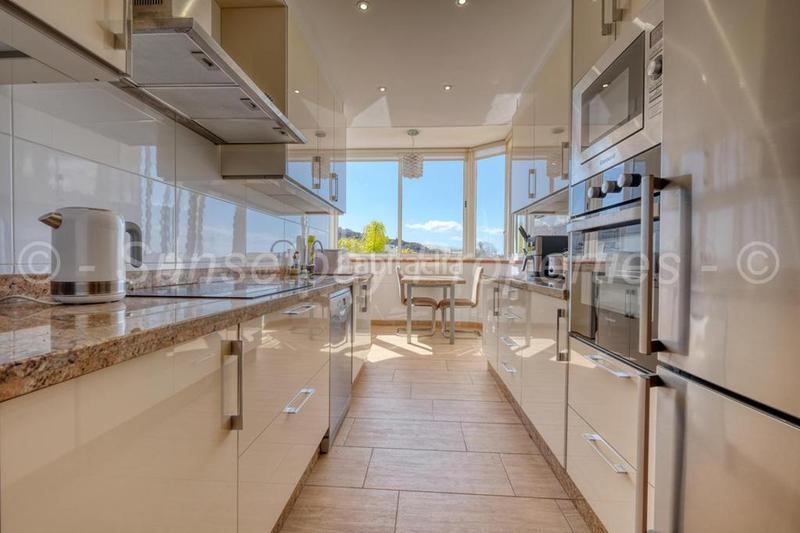 Foto 70e56eb5-8c8b-4c08-8375-756984445e60. Flat with parking in Puerto de Santiago Santiago del Teide