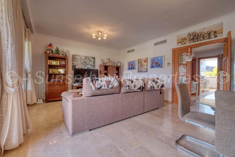 Foto 953a3c3f-93bd-4141-9c10-bdfa979577d5. Flat with parking in Puerto de Santiago Santiago del Teide