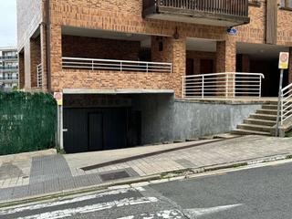 Aparcament cotxe a Antiguo