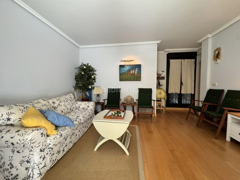 Foto 0574e1a4-3b65-48f0-a9b2-805212ed080d. Location appartement avec chauffage dans Antiguo Donostia - San Sebastián