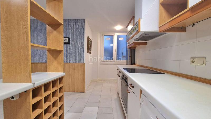 Foto 041dbf90-3c6c-4556-a59c-e2e857886954. Flat with parking in Antiguo Donostia - San Sebastián