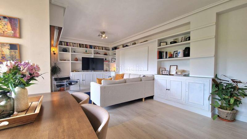 Foto 015c02f9-e324-40db-b30c-17e2db8284f9. Piso en Aiete Donostia - San Sebastián