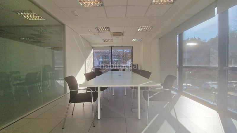 Foto 1f0ba9d1-7813-4ca2-b5bc-2dacd88e5f15. Bureau avec chauffage parking dans Añorga - Zubieta - Atotxa Erreka Donostia - San Sebastián