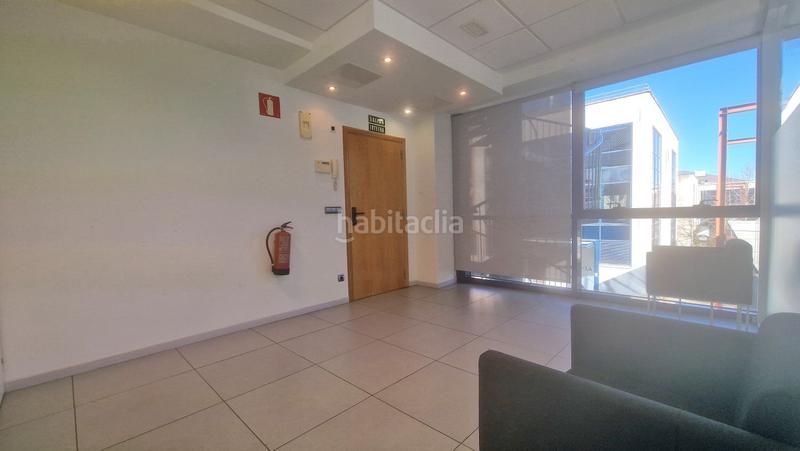 Foto 30de49fa-cd79-427a-b82d-7898657cfc65. Bureau avec chauffage parking dans Añorga - Zubieta - Atotxa Erreka Donostia - San Sebastián