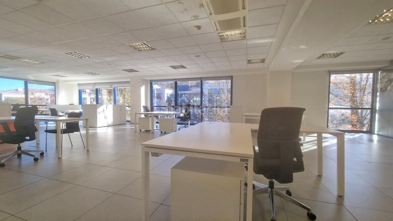 Foto 00e56d91-81ea-4e8c-a5a6-bfa06eacb841. Büro mit heizung parking in Añorga - Zubieta - Atotxa Erreka Donostia - San Sebastián