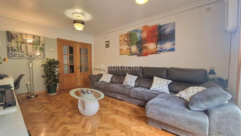 Foto b9ee6b3c-d3f0-4da2-a6e0-fc187d32f795. Piso en Martutene Donostia - San Sebastián