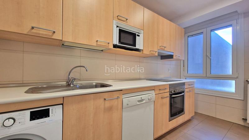 Foto 6aeca2d5-d865-45ea-b5a3-e316452476ed. Rent flat with heating in Miraconcha Donostia - San Sebastián