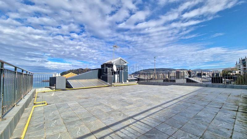 Foto 94e04f6d-4115-4cc8-8baf-ef46bc6dfe36. Rent flat with heating in Miraconcha Donostia - San Sebastián