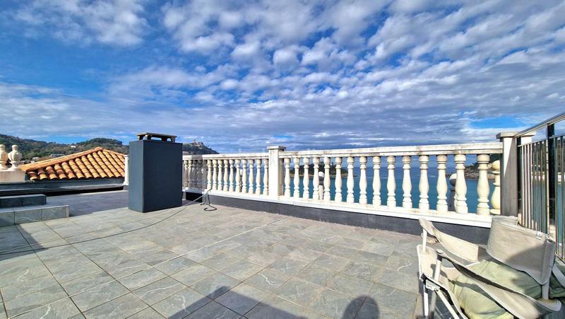 Foto fbe43f72-dd7c-4ef9-a86a-f803e7438093. Rent flat with heating in Miraconcha Donostia - San Sebastián