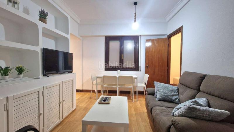 Foto 6f1154ac-02ff-4a6b-94e2-6174c7b9ec03. Flat with heating in Área Romántica Donostia - San Sebastián
