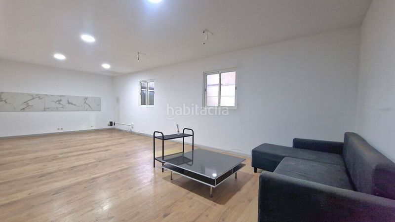 Foto 04edf031-7fce-4cea-9e69-f751cb492b42. Location bâtiment à usage industriel dans Lezo