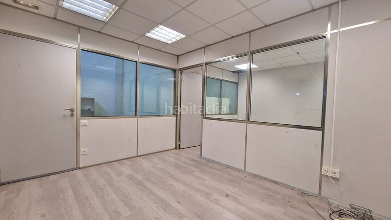 Foto 6b214f40-1f81-454a-b5f7-c6047733e341. Location bâtiment à usage industriel dans Lezo