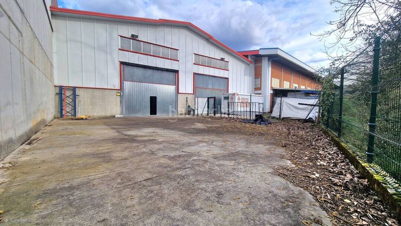 Foto ba522502-ebe8-4fc8-88b2-71d31a8c39a1. Location bâtiment à usage industriel dans Lezo