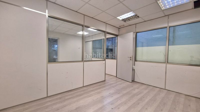 Foto ea66c625-99e8-4a5a-9b02-c695c7bc5292. Location bâtiment à usage industriel dans Lezo