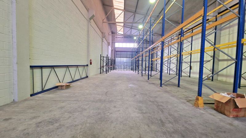 Foto f6b99062-d076-4a35-af20-d553c7916048. Location bâtiment à usage industriel dans Lezo