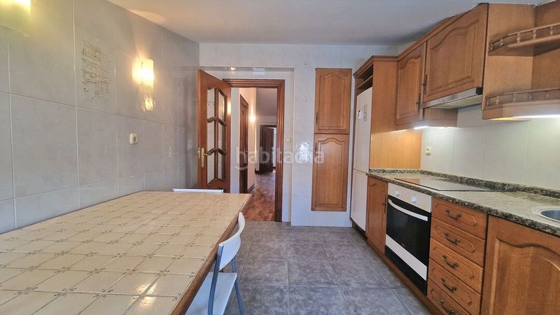 Foto bf565de5-a2cf-4633-a1f1-4e86594aaa1b. Piso en Pasaia