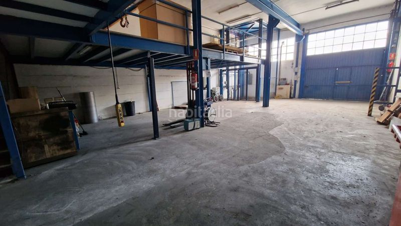 Foto bd7cd8df-0b5c-4c8d-9fad-084f8c7a7cf2. Nau industrial a Usurbil