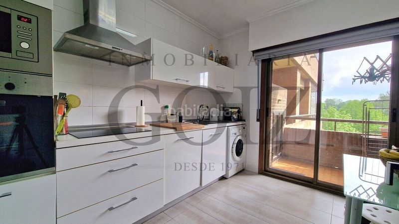 Foto d62cc8a9-94e6-4ca6-9057-326e1c024f27. Pis amb calefacció aparcament a Aiete Donostia - San Sebastián