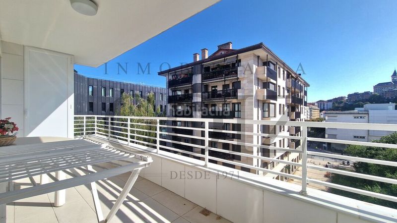 Foto 97000487-ffc1-43c7-9447-78bea9e3fae2. Pis amb calefacció aparcament a Ibaeta Donostia - San Sebastián