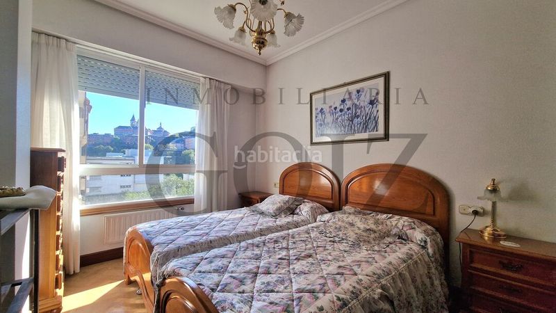 Foto d7e9e6fd-15a9-49ea-9074-70fd7d1a73c3. Pis amb calefacció aparcament a Ibaeta Donostia - San Sebastián