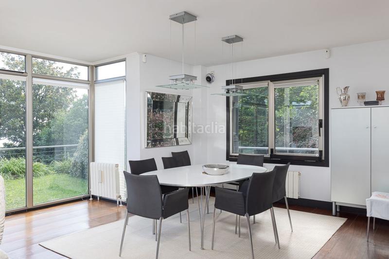 Foto dc5b0a80-2863-491d-8170-fcf5fd9d30a0. Towny house with heating parking pool in Igeldo Donostia - San Sebastián