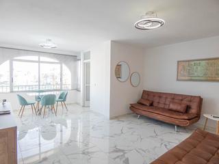 Piso en Villamartín-Las Filipinas. Se ofrece un acogedor apartamento de un dormitorio en la prestig