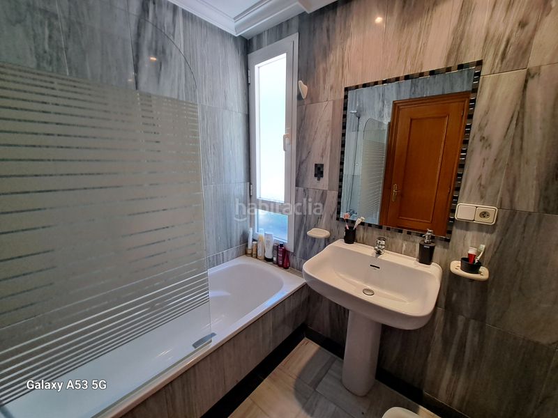 Foto 251404ff-d226-4d52-93f0-7509ec6983ef. Lloguer pis amb calefacció aparcament piscina a Playa Bajadilla - Puertos Marbella