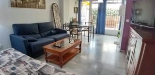 Alquiler Apartamento en Avenida don jaime de mora 2. Piso periodo escolar desde finales sept al 30 junio con agradabl