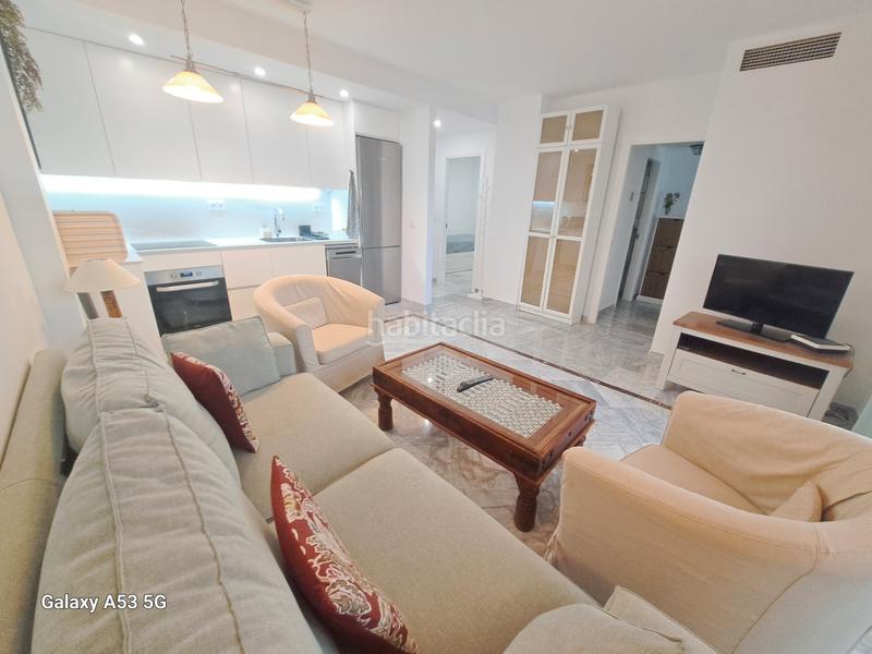 Foto 8df29f3f-d17d-4a87-8df3-889c44c7799c. Rent flat with heating pool in Puerto Banús Marbella